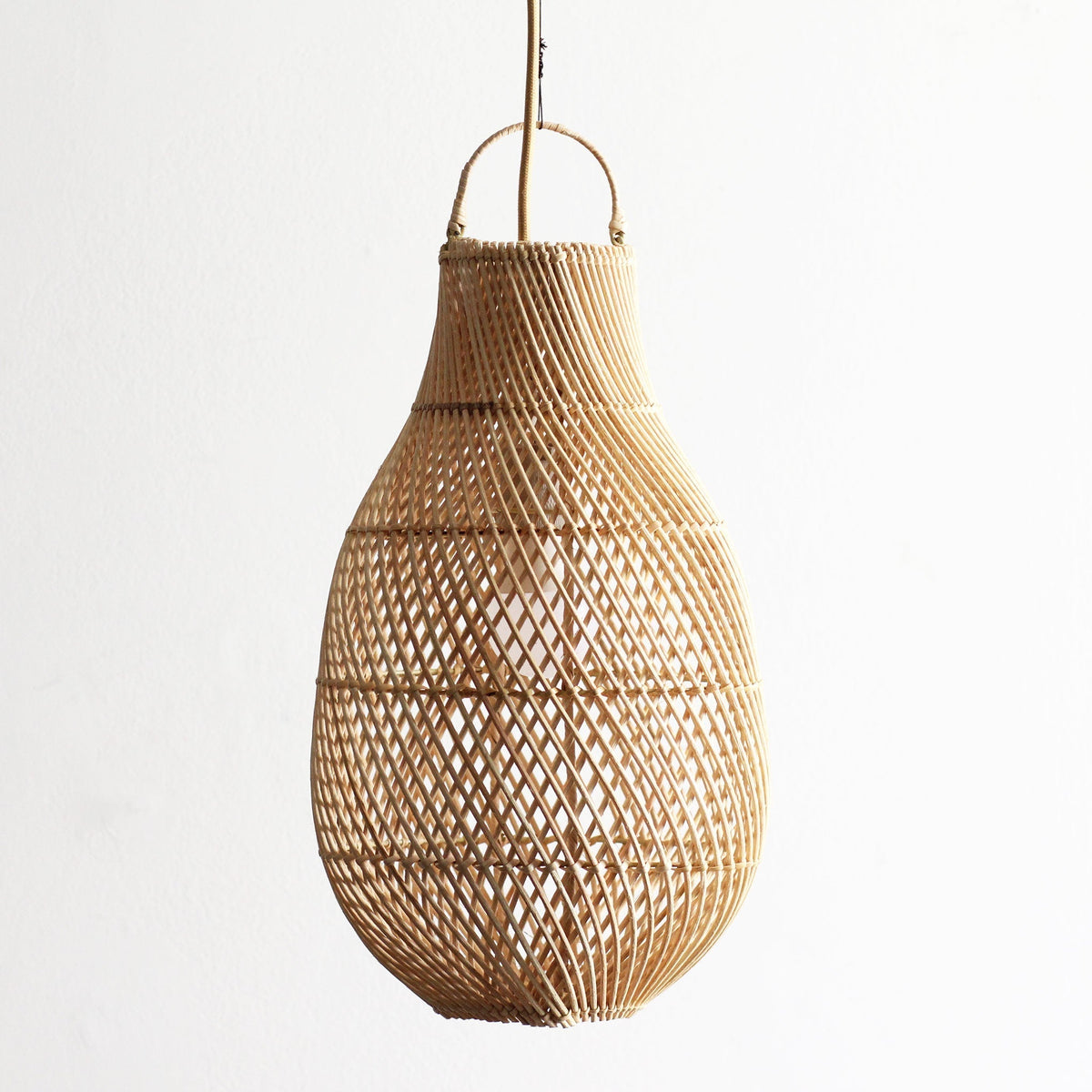 Luminária Pendente Silang em Rattan